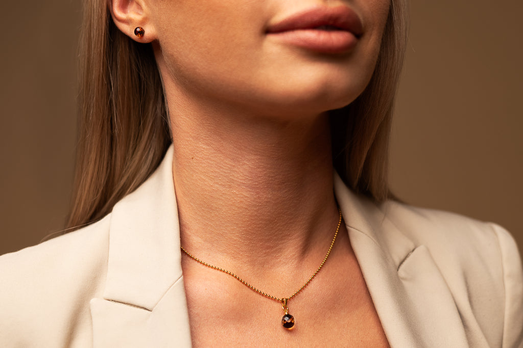 REVIELLA AURIELLE NECKLACE